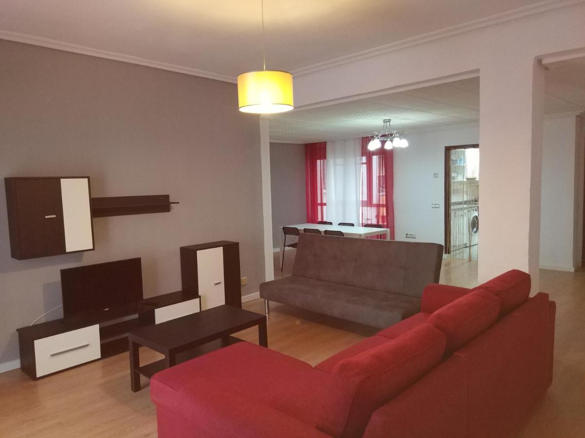Piso para grupos en Logroño Exterior foto